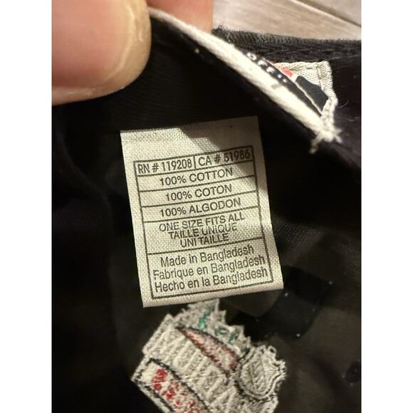 Reebok Mens Dark Gray NHL 2016 Stadium Series Minnesota Adjustable Strapback Hat - Picture 9 of 9